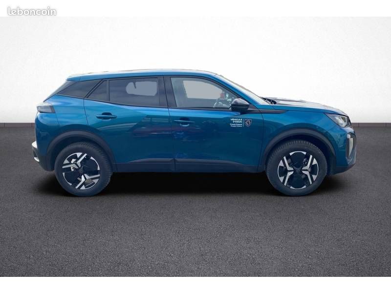 Peugeot 2008 Hybrid 145 e-DCS6 Business (image 7)