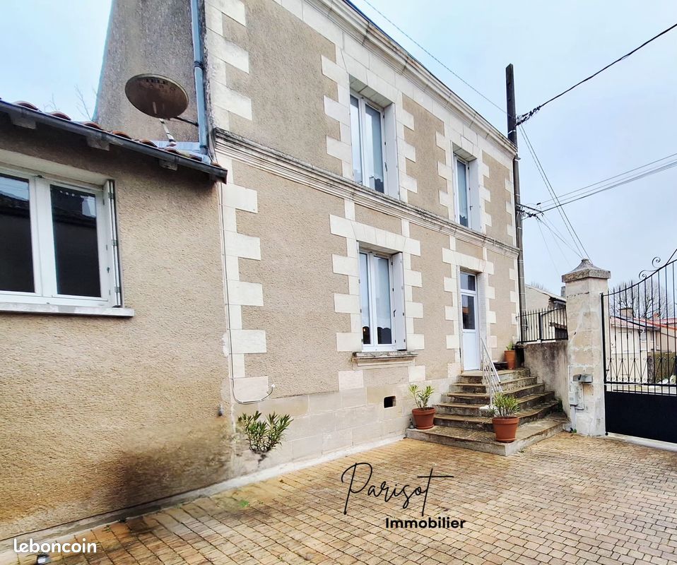 Maison 5 pièces 108 m² · à Poitiers · 108 m² · 225 000 €