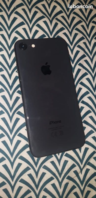 Iphone8 (image 2)
