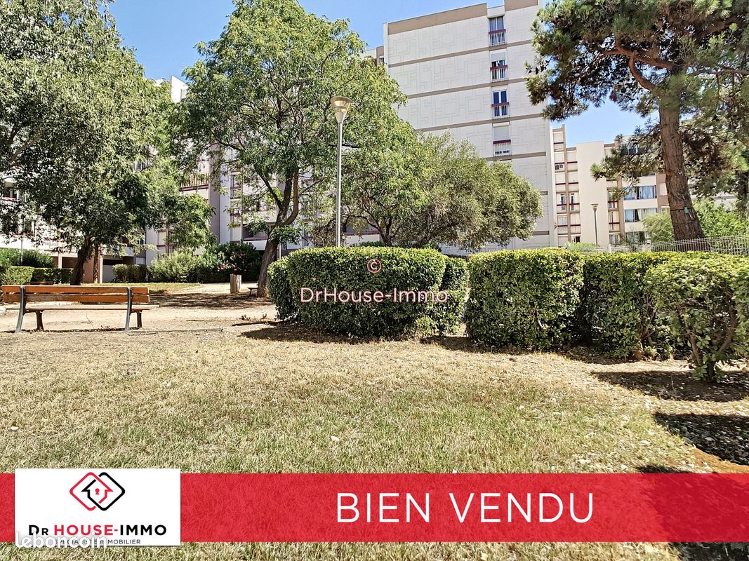 Appartement 6 pièces 108 m² · à Vitrolles · 108 m² · 188 000 €