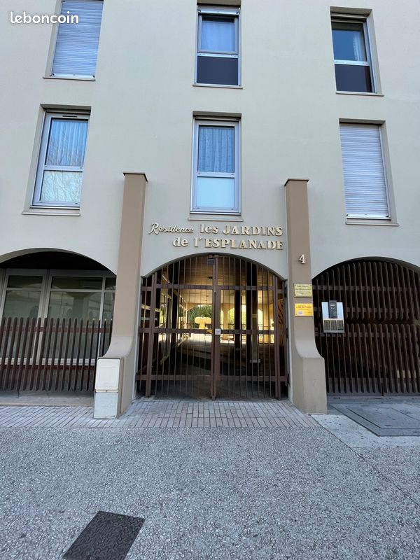Parking/box Nîmes · 90 €/mois
