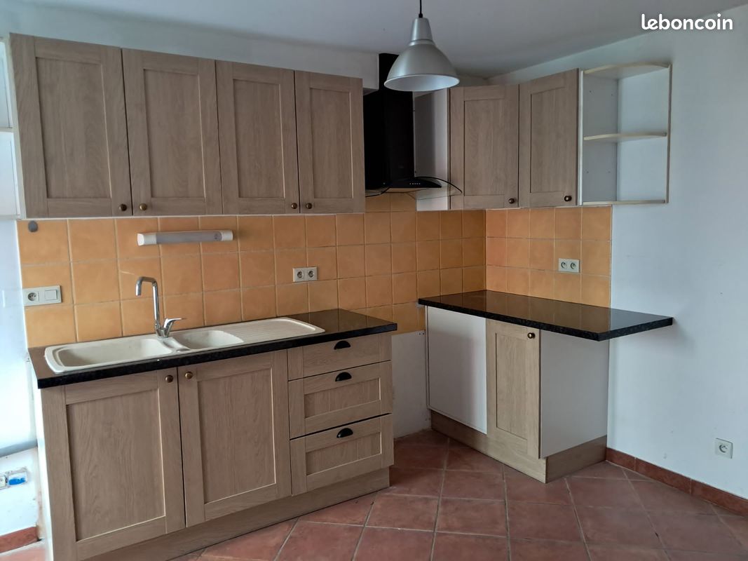 Appartement 4 pièces 58 m² · à Mirabel-aux-Baronnies · 58 m² · 430 €