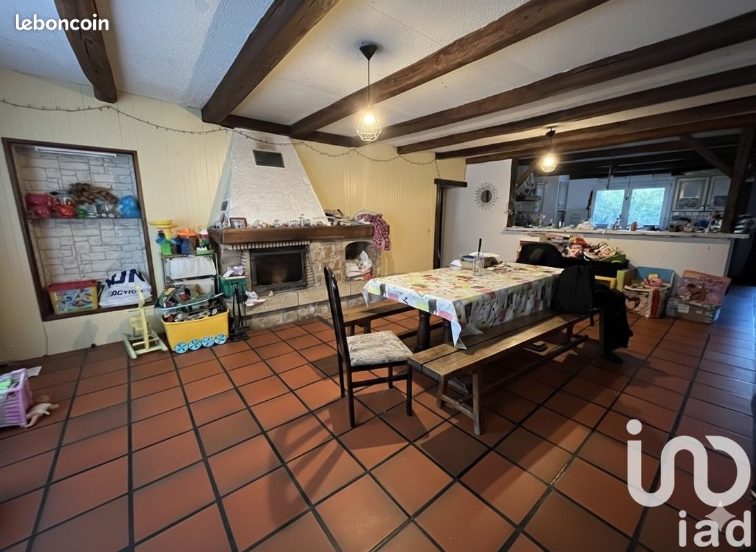 Maison 6 pièces 180 m² · à Saint-Maurice-la-Clouère · 180 m² · 128 000 €