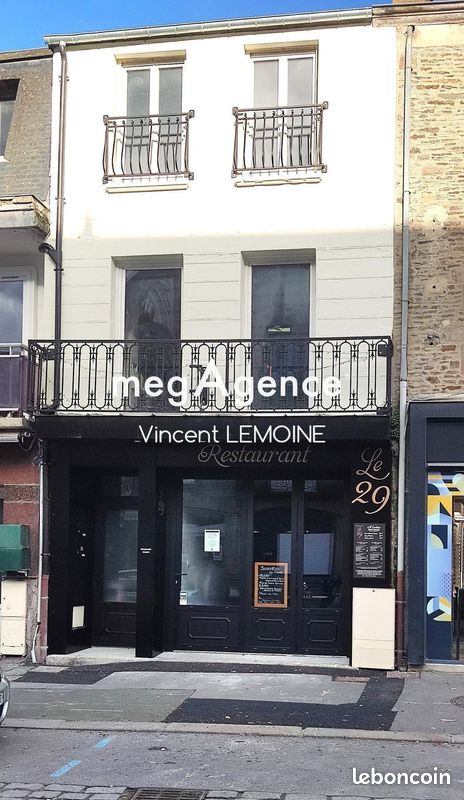 Local commercial 230 m² · à Pontorson · 230 m² · 271 900 €