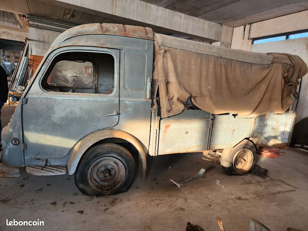 Camion goélette à restaurer de 1954 avec papiers (image 1)
