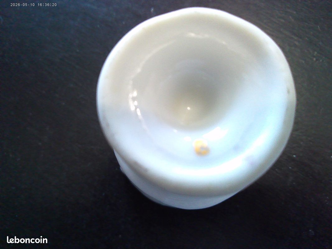 SERVICE A OEUFS XIXème en porcelaine (image 7)