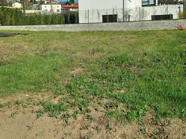 Terrain plat 721m²