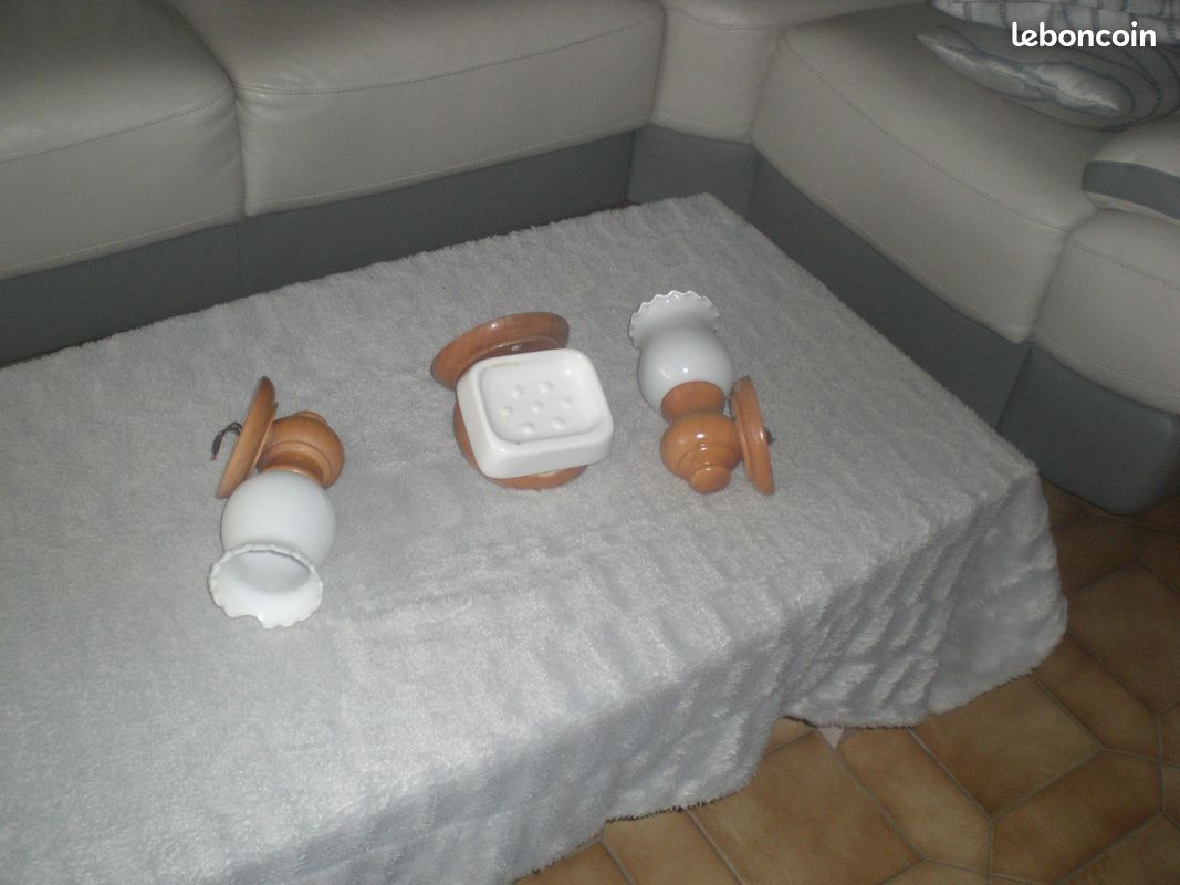 Ensemble accessoires salle de bains (image 4)