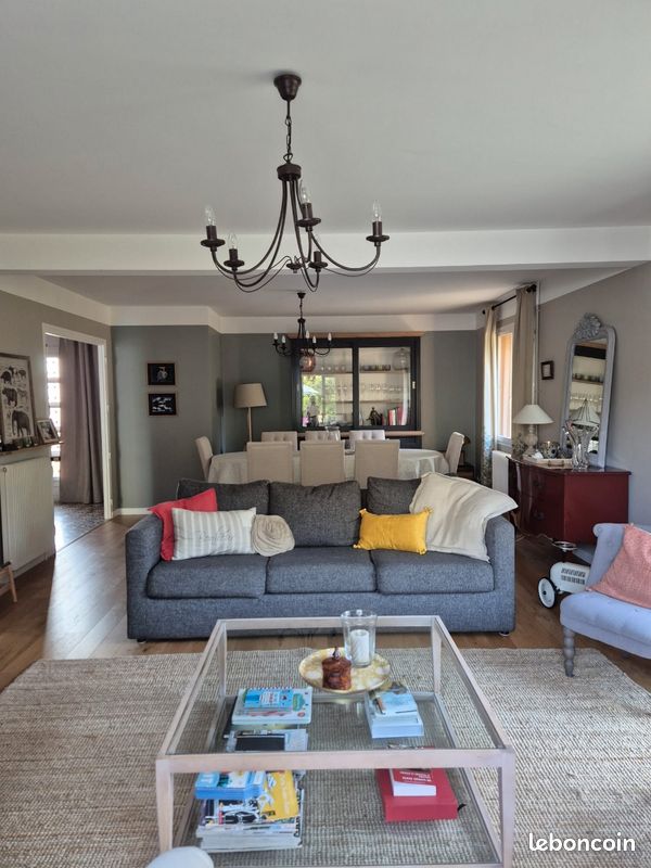 Maison 8 pièces 188 m² · à Dormans · 188 m² · 395 000 €