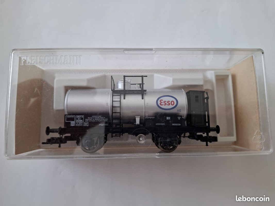 2 Wagons Citernes Fleischmann Butagaz Algeco SNCF - Échelle HO - Réf 5495/1499T