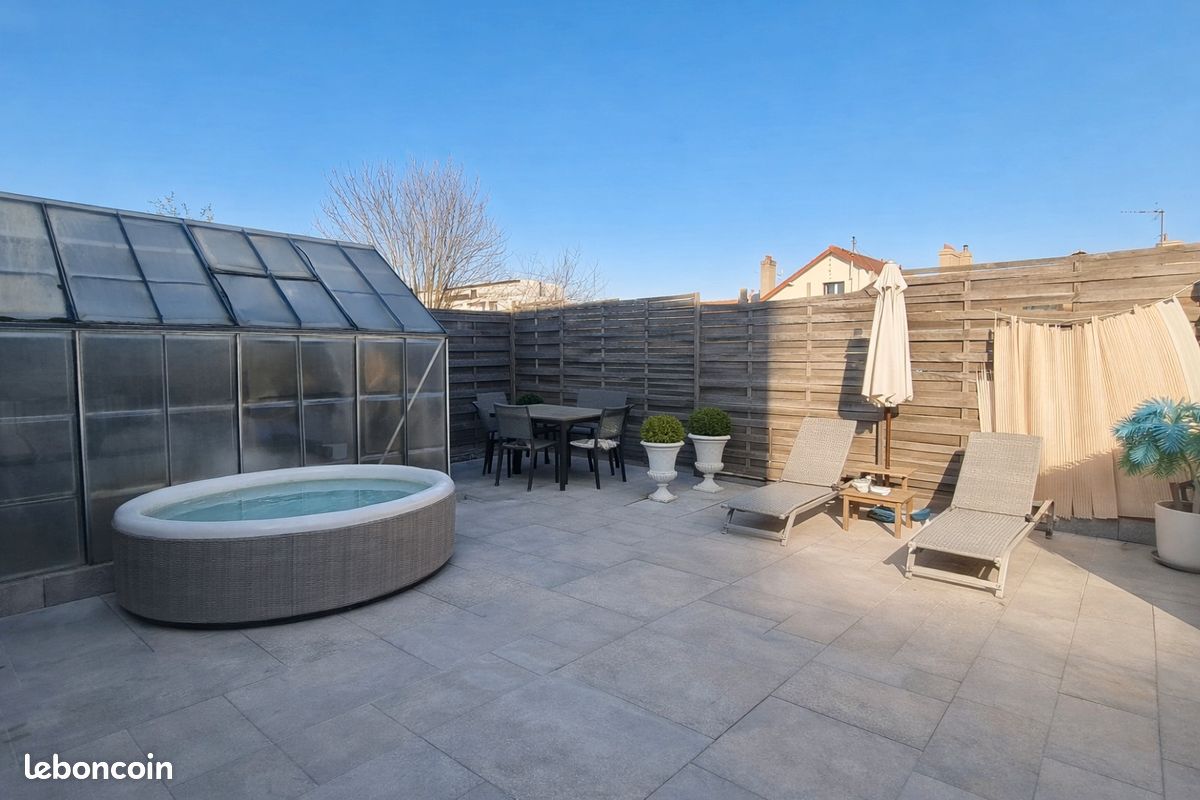 Maison 6 pièces 191 m² · à Ivry-sur-Seine · 191 m² · 575 000 €