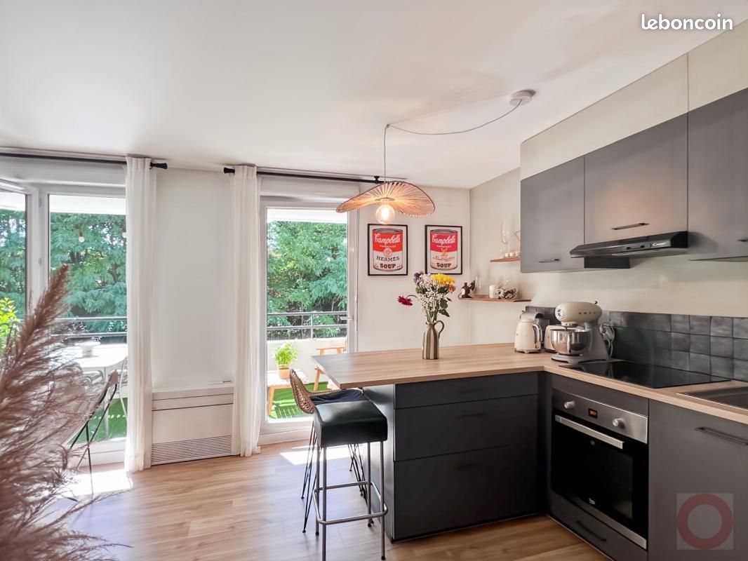 Appartement 2 pièces 46 m² · à Tassin-la-Demi-Lune · 46 m² · 260 000 €