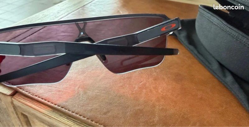 Lunettes de soleil Oakley (image 7)