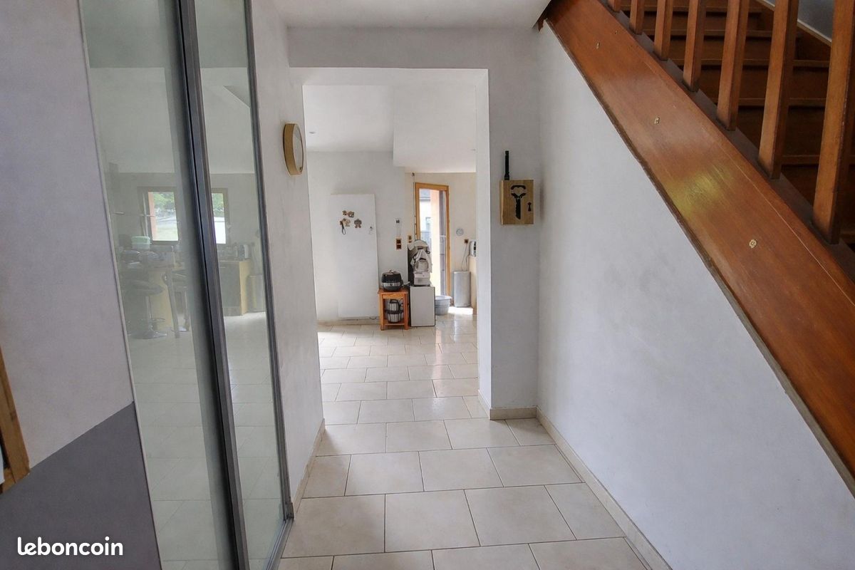 Maison 7 pièces 107 m² (image 6)