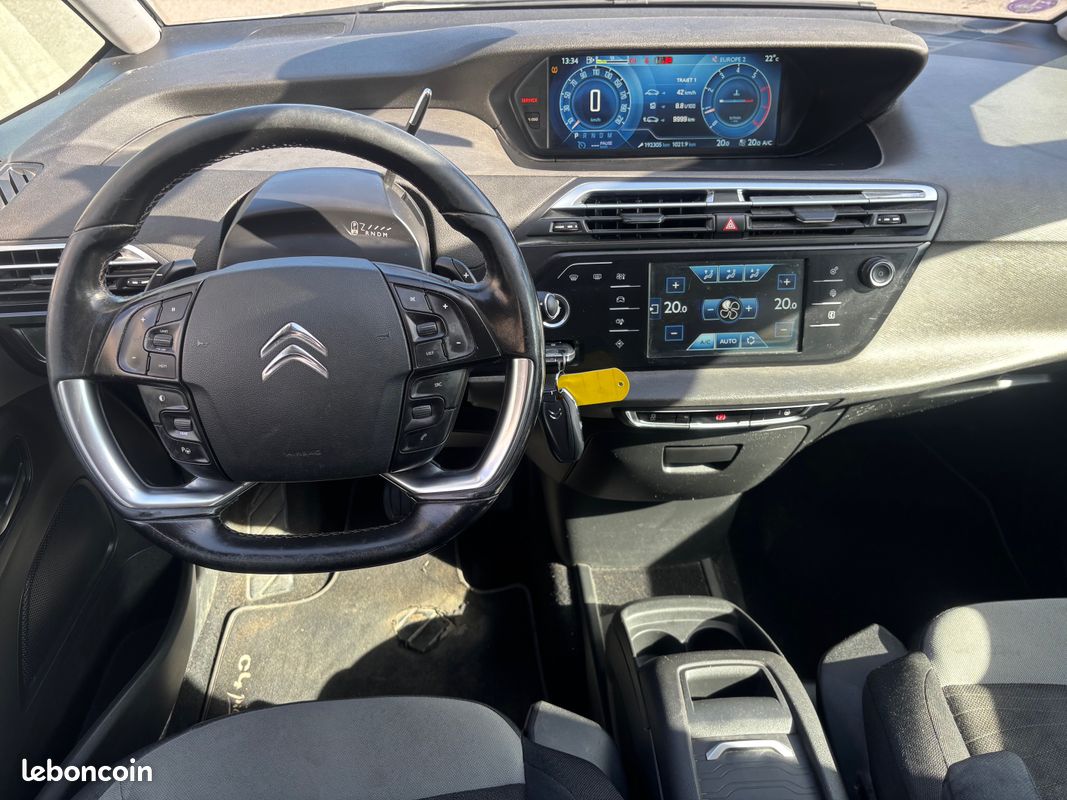 Citroën Grand C4 Picasso 1.6 THP 165ch Exclusive EAT6 (image 4)