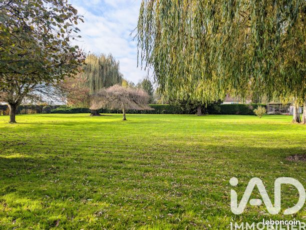 Terrain 2600 m² Foreste