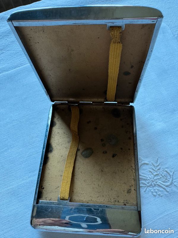 Etui à cigarettes ancien vintage (image 4)