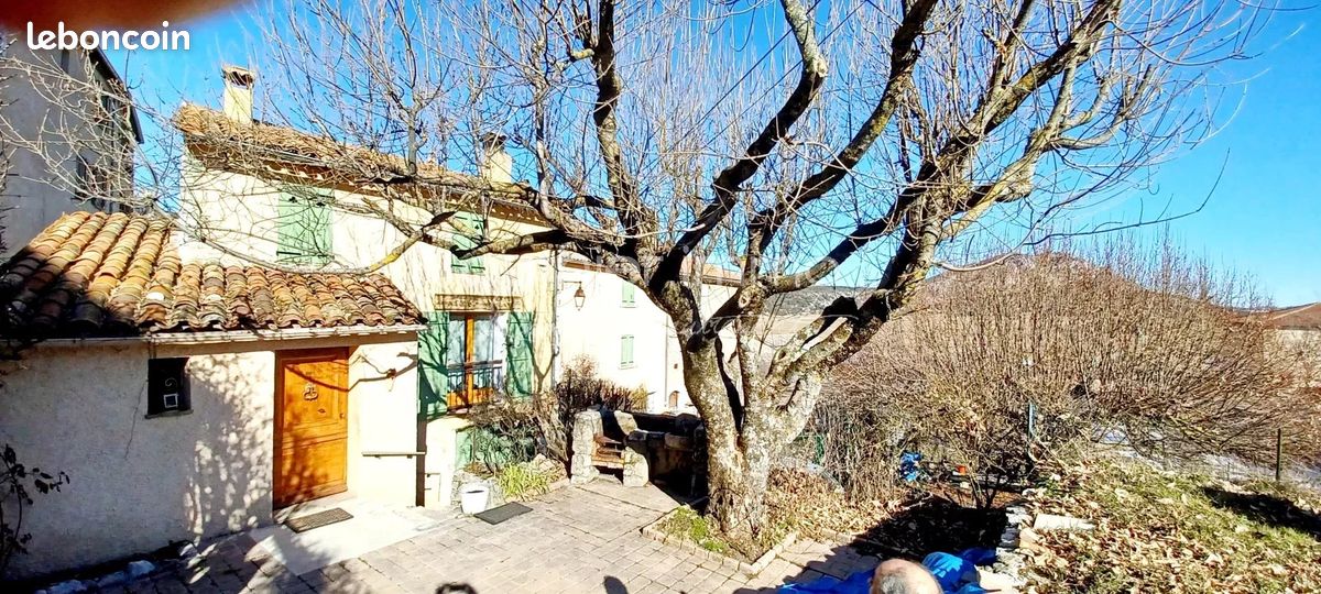 Maison 7 pièces 132 m² · à Caille · 132 m² · 225 000 €