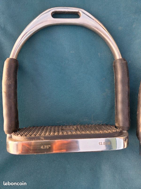 Étriers en acier inox - Etriers & accessoires - Equitation