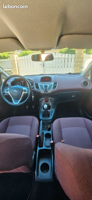 Ford Fiesta (image 3)