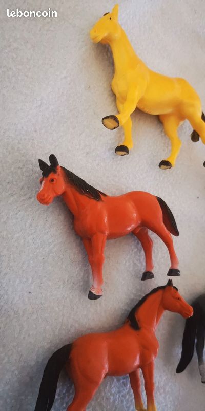 Figurines de petits chevaux (image 6)
