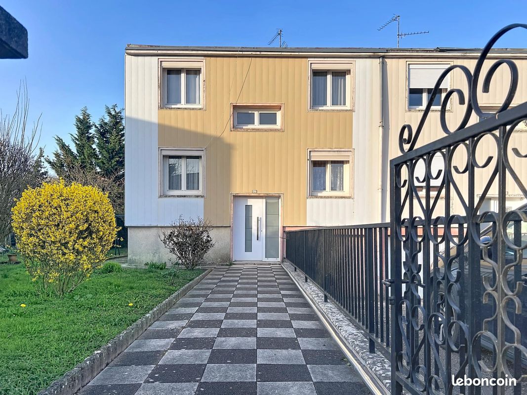 Maison 6 pièces 97 m² · à Guénange · 97 m² · 219 000 €