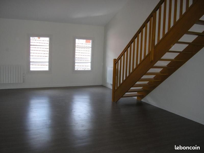 Appartement 4 pièces 94 m² · à Nantua · 94 m² · 695 €