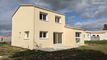 Maison 5 pièces 99 m² · à Challans · 99 m² · 1 180 €