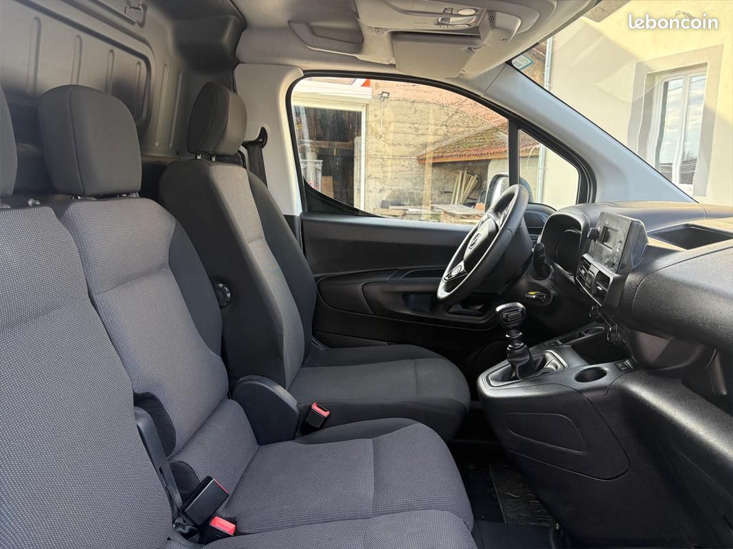 Opel Combo LONG L2H1 100CV - 59 900KM / 2022 11 700ht GARANTIE 6 MOIS (image 10)