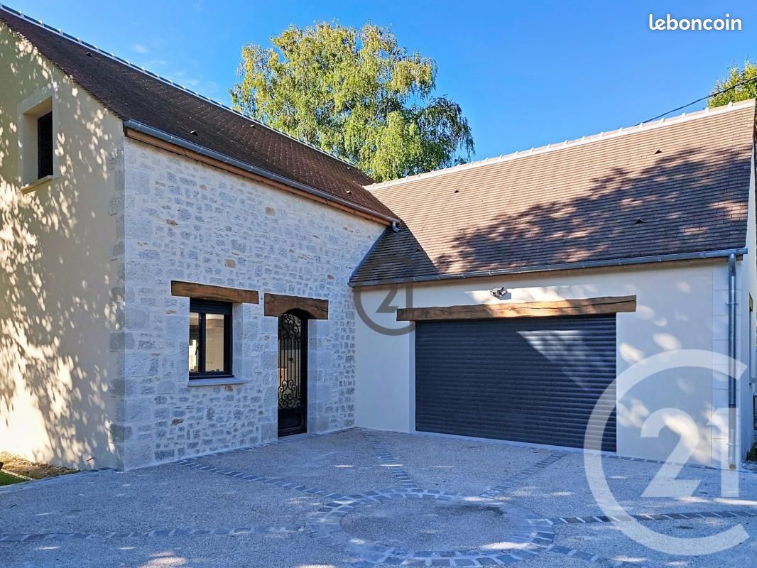 Maison 6 pièces 155 m² · à Chalautre-la-Petite · 155 m² · 395 000 €