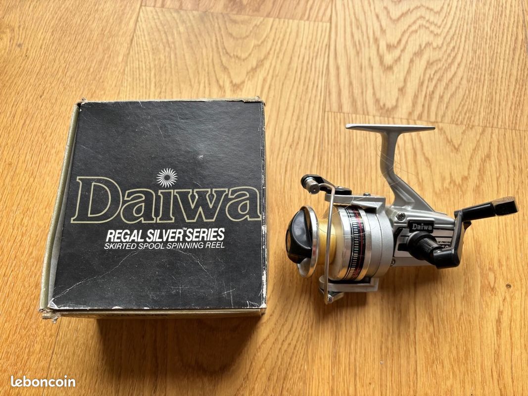 Moulinet Toupie Daiwa Regal-X 4000C Avec Bobine Supplémentaire - Occasion Très Bon état