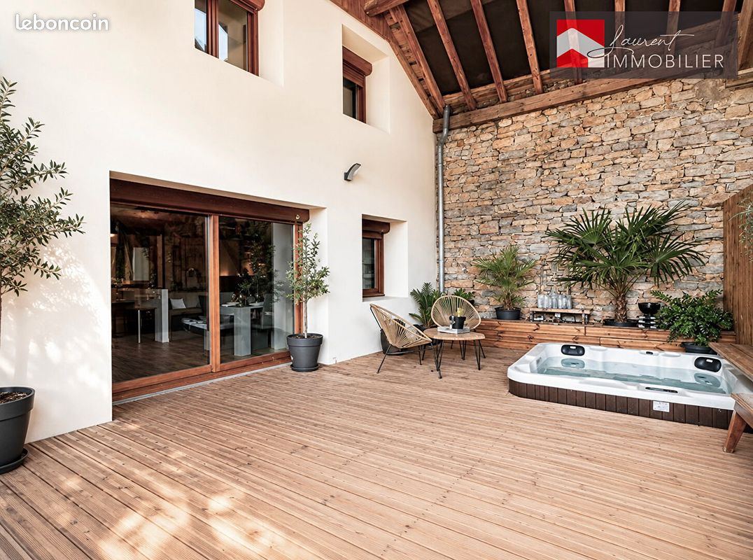 Appartement 4 pièces 92 m² · à Pont-de-Vaux · 92 m² · 220 000 €