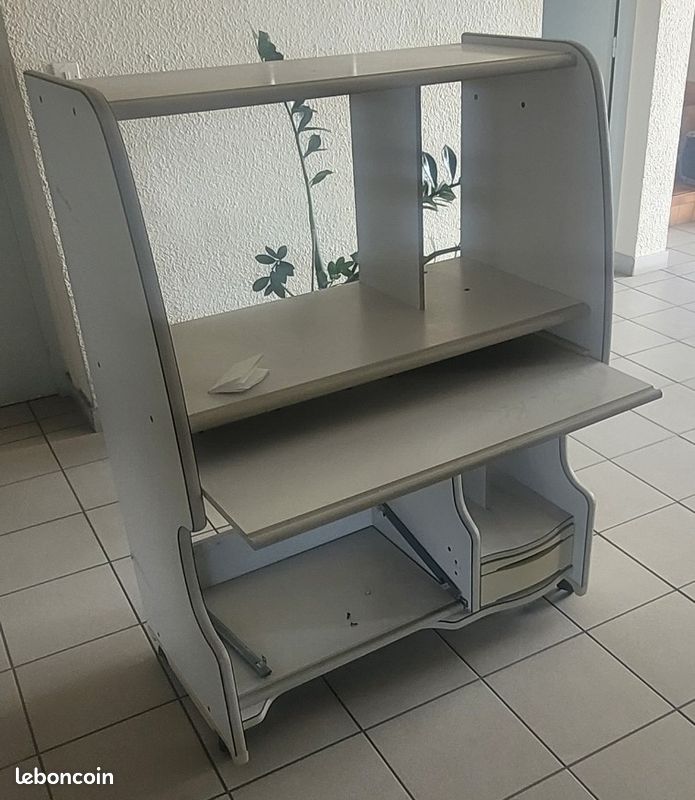 Petit bureau pour ordinateur (image 1)