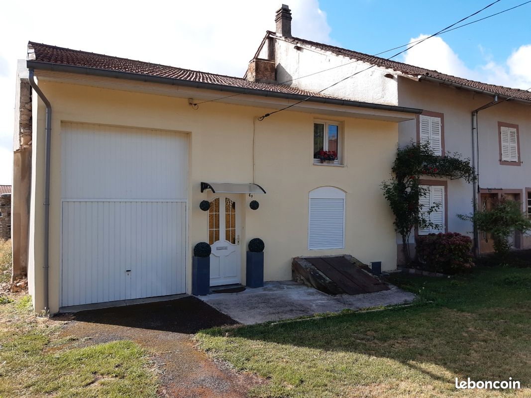 Maison 3 pièces 68 m² · à Languimberg · 68 m² · 28 000 €