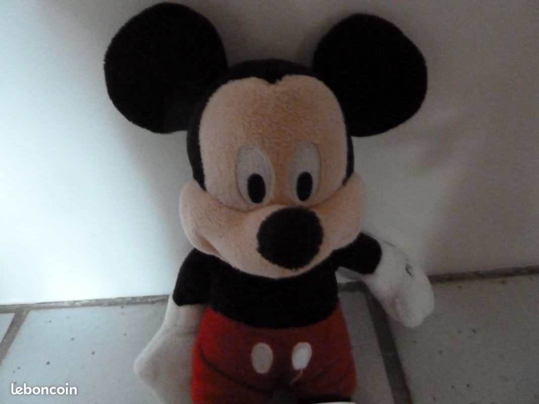 Peluche Mickey Disney (image 1)