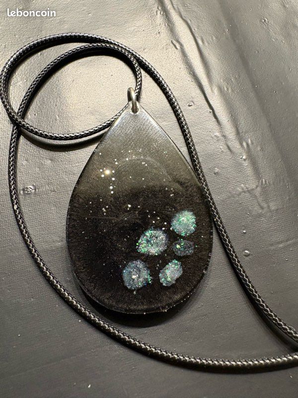 Pendentif Abstrait - Création Unique Et Originale - Bijou D'occasion - Modèle Artistique