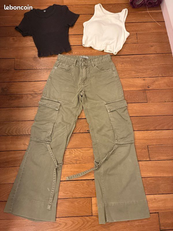 Ensemble cargo Zara et crop top uniqlo (image 1)