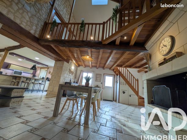 Maison 8 pièces 204 m²