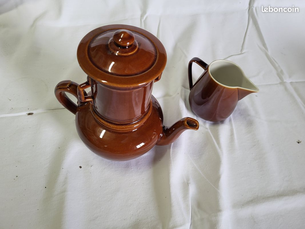 Cafetiere ancienne (image 1)