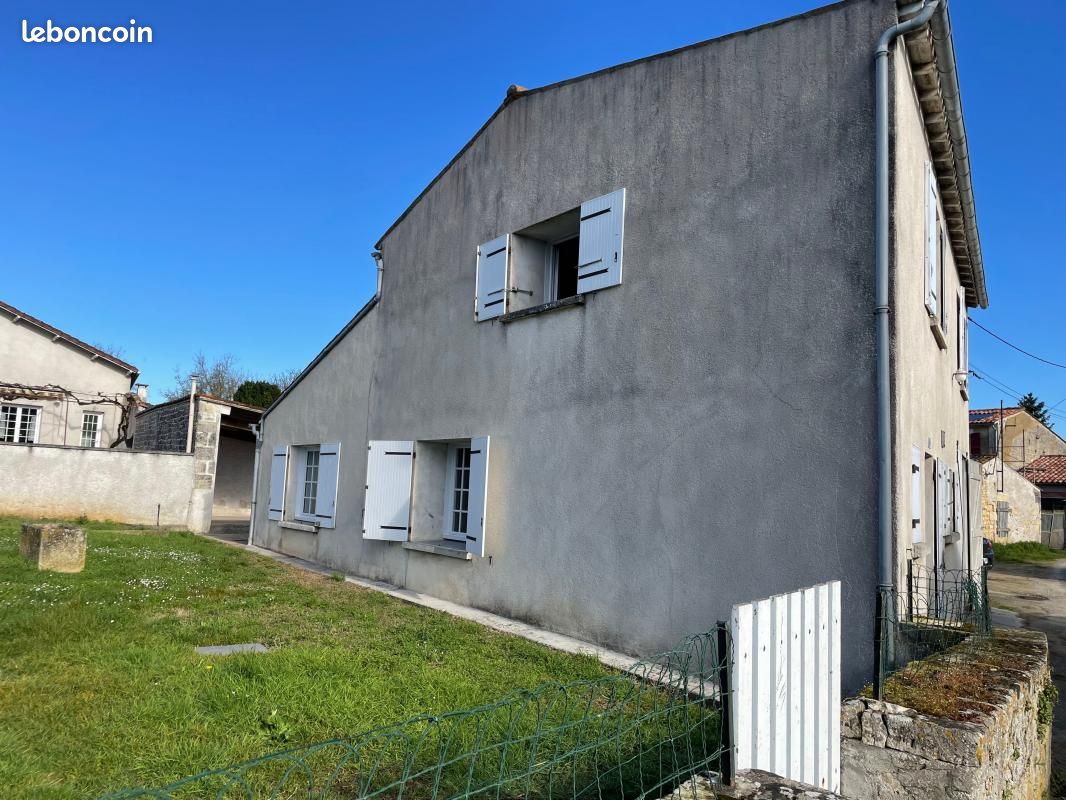 Maison 4 pièces 90 m² - Saint-Savinien 17350 (image principale 17)