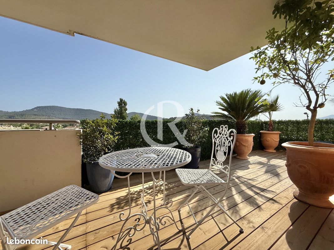 Appartement 4 pièces 78 m² · à Hyères · 78 m² · 430 500 €