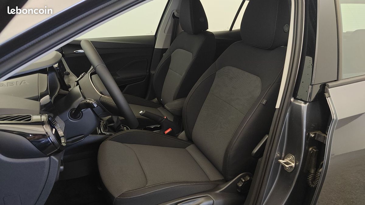 SKODA Fabia 1.0 TSI 95 ch EVO 2 BVM5 Selection (image 22)