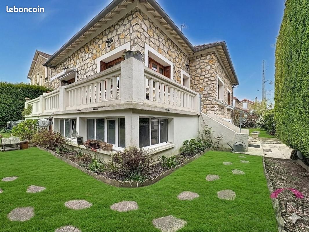 Maison 6 pièces 145 m² · à Corbeil-Essonnes · 145 m² · 425 000 €
