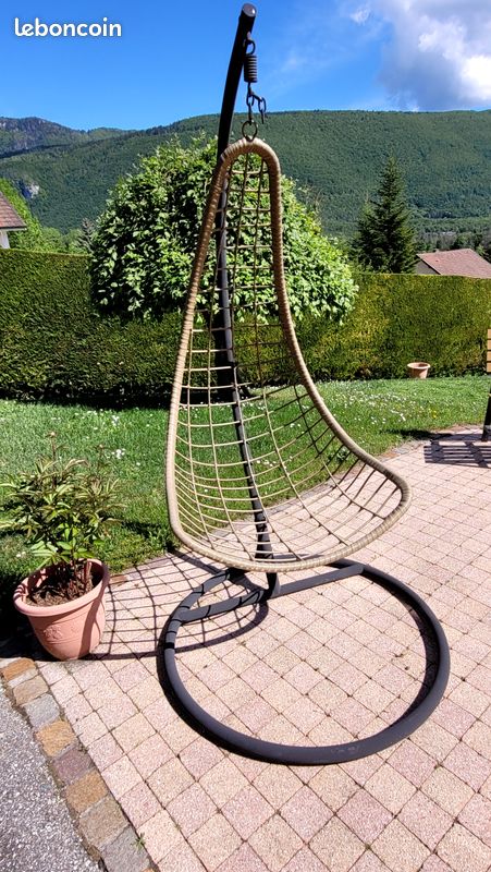 Fauteuil balançoire extérieur (image 1)