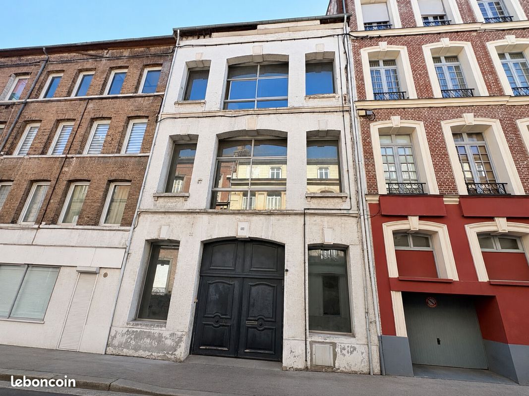 Maison 9 pièces 255 m² · à Elbeuf · 255 m² · 150 000 €