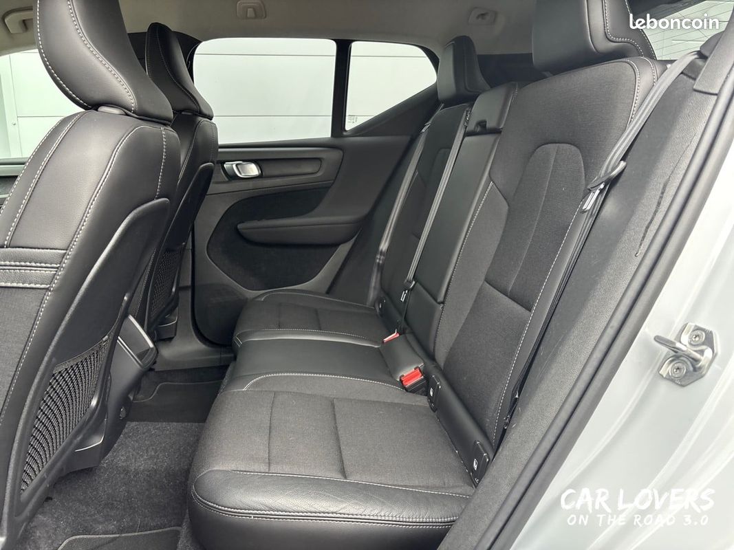 VOLVO XC40 D3 AdBlue 150 ch Geartronic 8 Business (image 15)