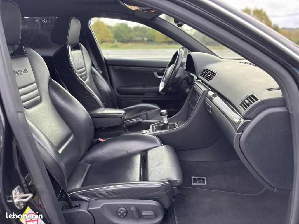 AUDI RS4 AVANT Quattro 4.2i V8 - 420ch - Origine France *ENTRETIEN COMPLET* GARANTIE 12 MOIS (image 19)