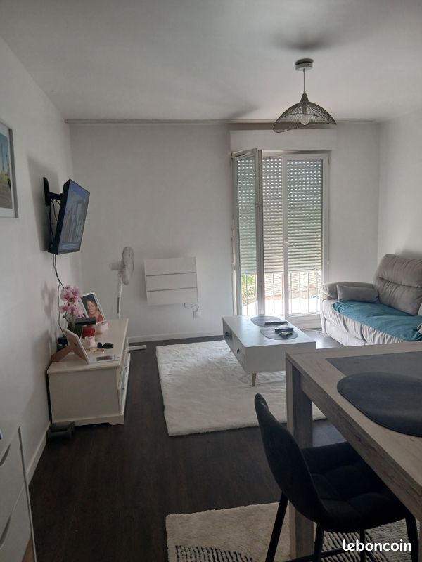 Appartement 2 pièces 42 m² · à Corbeil-Essonnes · 42 m² · 122 000 €