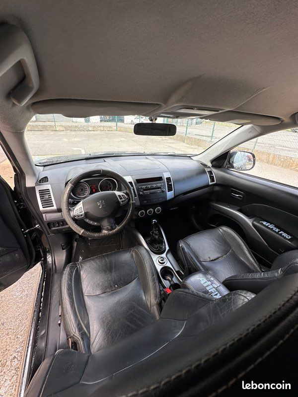Peugeot 4007 (image 3)