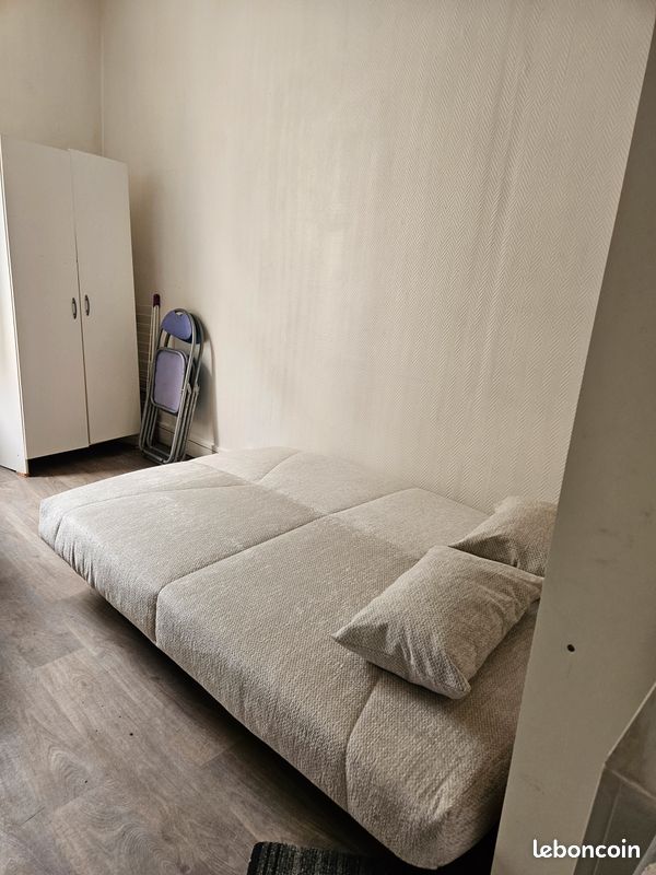 Appartement 1 pièce 14 m² · à Angoulême · 14 m² · 420 €